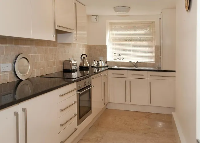 Albany House By Harrogate Serviced Apartments
